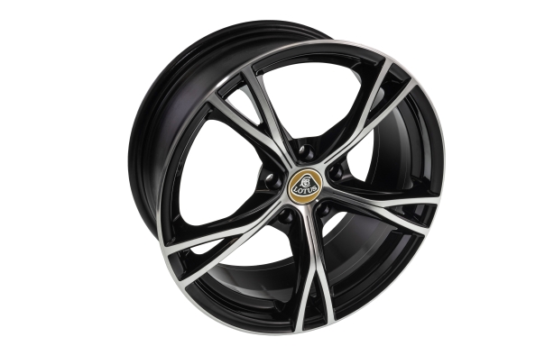 New V6 Exige Front Diamond Cut Wheel Image